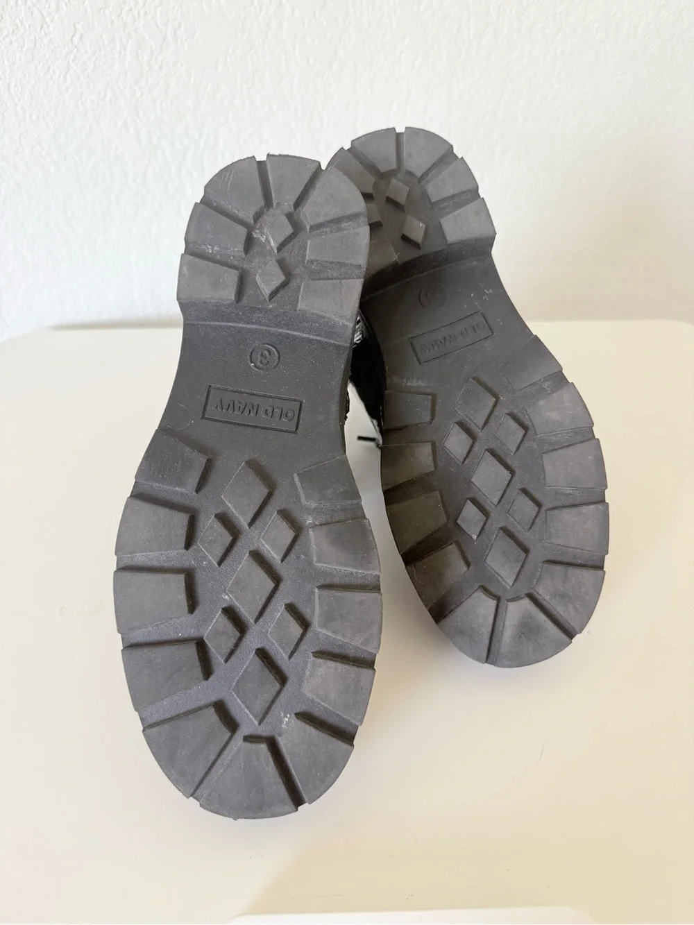 Old Navy shiny black